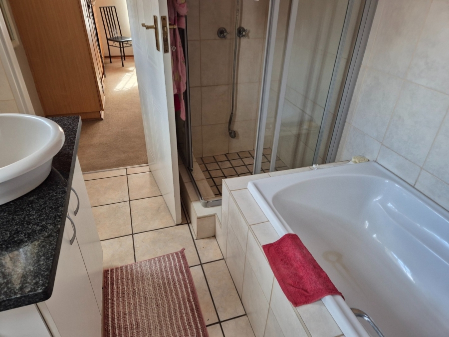 To Let 3 Bedroom Property for Rent in Potchefstroom North West